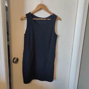 Elegant Navy Blue Sleeveless Dress